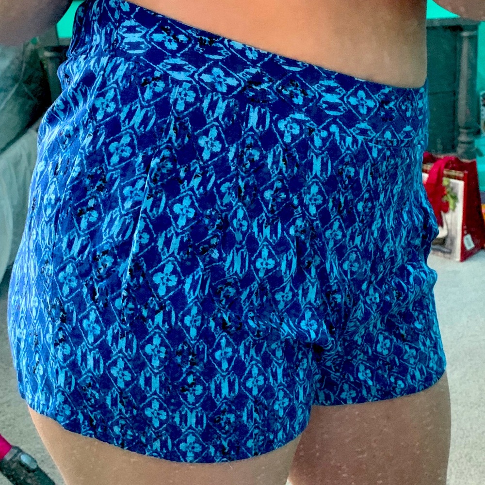 Loose Shorts